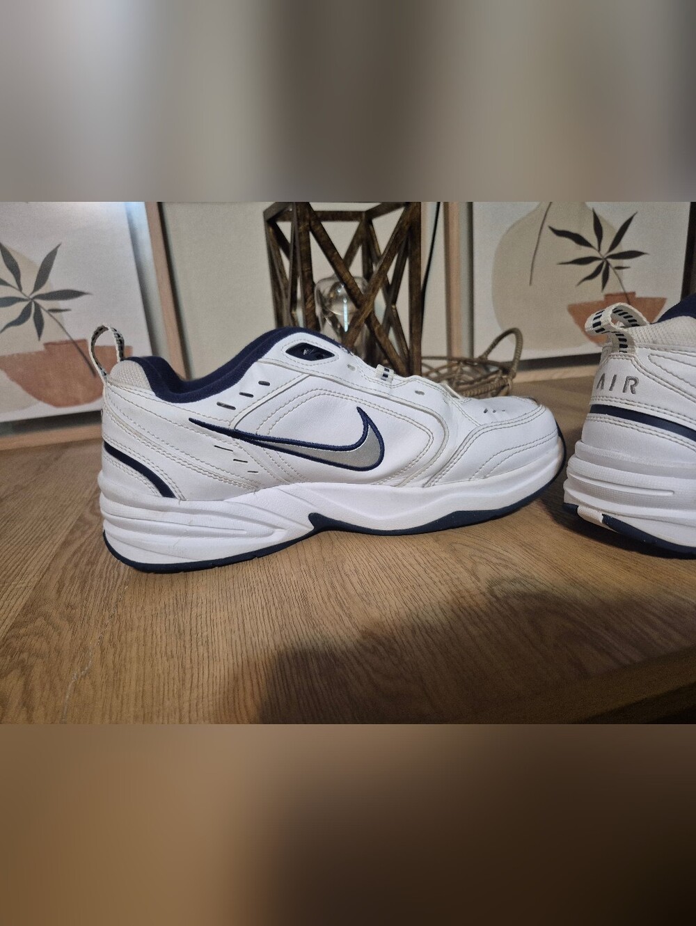Nike Air Monarch Men's White / Navy Air Cushion Walking Shoes - Picture 2 of 10